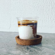 เมนูของร้าน THREE Coffee Roaster รังสิต