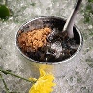 บรรพบุรุษหมูกรอบ รัชดา ( ย้ายร้านมาอยู่รัชดาซอย 3 )