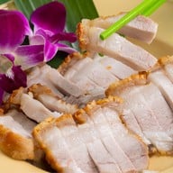บรรพบุรุษหมูกรอบ รัชดา ( ย้ายร้านมาอยู่รัชดาซอย 3 )