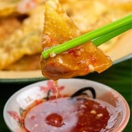 บรรพบุรุษหมูกรอบ รัชดา ( ย้ายร้านมาอยู่รัชดาซอย 3 )