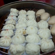 เจ๊ติ้ง ซาลาเปาทับหลี สาขาพันทิพย์ งามวงศ์วาน ชั้น 1 ติดกับอเมซอน งามวงศ์วาน