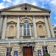 บรรยากาศ Roman Baths