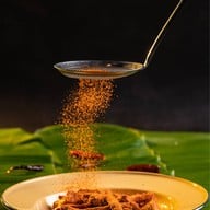 บรรพบุรุษหมูกรอบ รัชดา ( ย้ายร้านมาอยู่รัชดาซอย 3 )