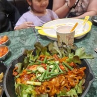 Nice Two Meat U Zpell @Future Park Rangsit