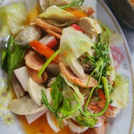 อาหร่อยชี้ป (A-ROI CHEAP) ตลาดพญาไม้ วงเวียนเล็ก