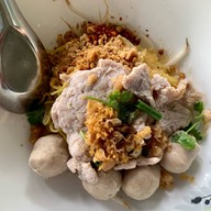 ก๋วยเตี๋ยวริมคลอง ณ อำแพง