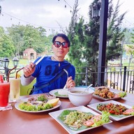 โรยัล กู๊ดวิว รีสอร์ท แอนด์ ฟาร์ม