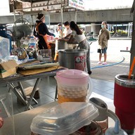 ก๋วยเตี๋ยวลูกชิ้นปลานายใบ้พระราม5 เชิงสะพานพระราม5ฝั่งนนท์