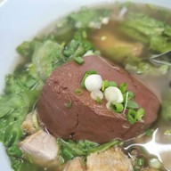 เซ้ง ก๋วยจั๊บสะท้านฟ้า