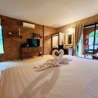 โรยัล กู๊ดวิว รีสอร์ท แอนด์ ฟาร์ม