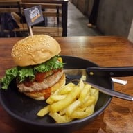 เมนูของร้าน Sorry I'm Hungry Burger Cafe