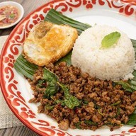 กะเพราโบราณไงไร้น้ำมันbyน้องเนเน่