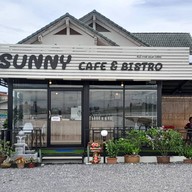 Sunny Cafe & Bistro