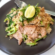 เมนูของร้าน 🌟 ผัดไทย บ้านกู๋โบ้ท👍 ผัดไทยเส้นจันท์