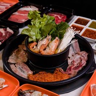 กองจู ปิ้งย่าง & ชาบู กองจู โลตัส บางกะปิ