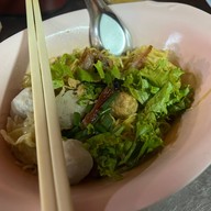 บะหมี่ตงเล้ง ตลาดพลู ริมทางรถไฟ