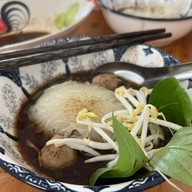 ก๋วยเตี๋ยวเรือเส้นสะดุ้ง