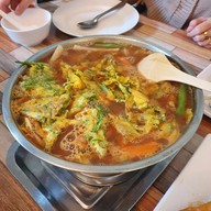 เมนูของร้าน ครัวกำนันสมบัติกุ้งเผาจานเด็ด นครปฐม