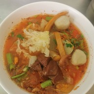 เมนูของร้าน โซ๊ะโซ๊ะ ก๋วยเตี๋ยวต้มยำ  เย็นตาโฟ บางพลี