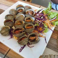 เมนูของร้าน ครัวกำนันสมบัติกุ้งเผาจานเด็ด นครปฐม