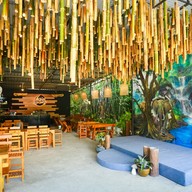 บรรยากาศ ตำนานป่าณ.ชลบุรี