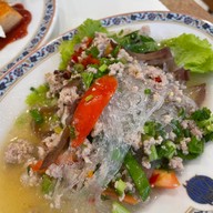 เมนูของร้าน ถูกและดี ศรีนครินทร์