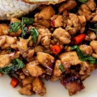 เมนูของร้าน ร้านอิ่มอุ่น กะเพราพริกแห้ง อาหารตามสั่ง สาขาอุดมสุข