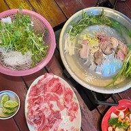 พีบพิ่งสมหมูกะทะ