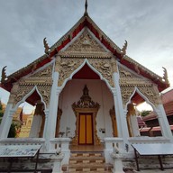 วัดพลับพลาชัย เพชรบุรี