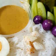 โนอาห์ ขนมจีนน้ำยาปู
