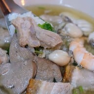 จอมเทียนข้าวต้มปลา