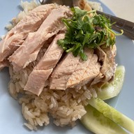 แสนโอชา ข้าวมันไก่