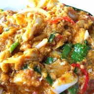 เมนูของร้าน ข้าวปลาแกะ น้ำพริกผัดกากหมู อาหารตามสั่ง by.มากินกัน สาขา1