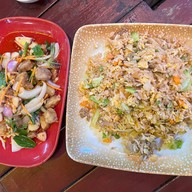 พีบพิ่งสมหมูกะทะ