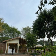 ร้านปลีกวิเวก คาเฟ่ (หัวหิน) -