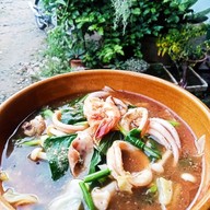 เมนูของร้าน ครัวกาญจนาตามสั่ง สาขาย่านซื่อ