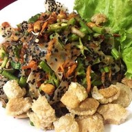 ไส้กรอกอีสาน พาเจริญ (สุโขทัย) นครชุม