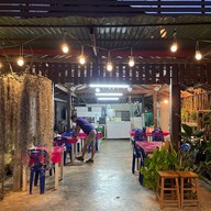 ครัวกระเพรา เวียงป่าเป้า