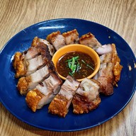 ยำนัวผัวหลง สันติธรรมเชียงใหม่