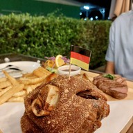 SIRI bar and eatery