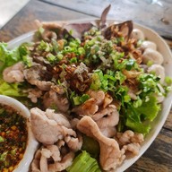 โก๋ เตี๋ยวเรือ หม้อไฟ