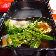 เมนูของร้าน ขุนช้าง ก๋วยเตี๋ยวเรือ มนนเรศวร