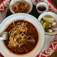 เมนูของร้าน ก๋วยเตี๋ยวเรือยกพลขึ้นบก  โคราช