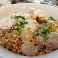 เมนูของร้าน ข้าวต้มแห้งลำปาง อุดมสุข
