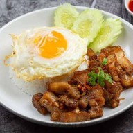 Kin arai dee คลองสาม