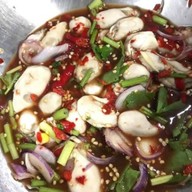 อาซาลูกชิ้นปิ้งลาวา