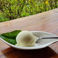 สวนแม่หม่อน ฟาร์ม แอนด์ คาเฟ่ วังน้ำเขียว