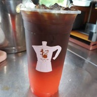 MaeMod  CaFe หน้าอาคารพาณิชย์ติดกับร้านบุญเฮง 18