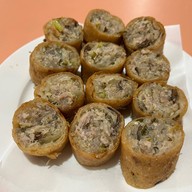 เมนูของร้าน แดงแหนมเนือง ในเมือง