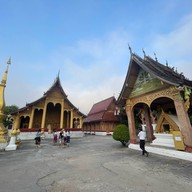 บรรยากาศ Vat Sensoukharam